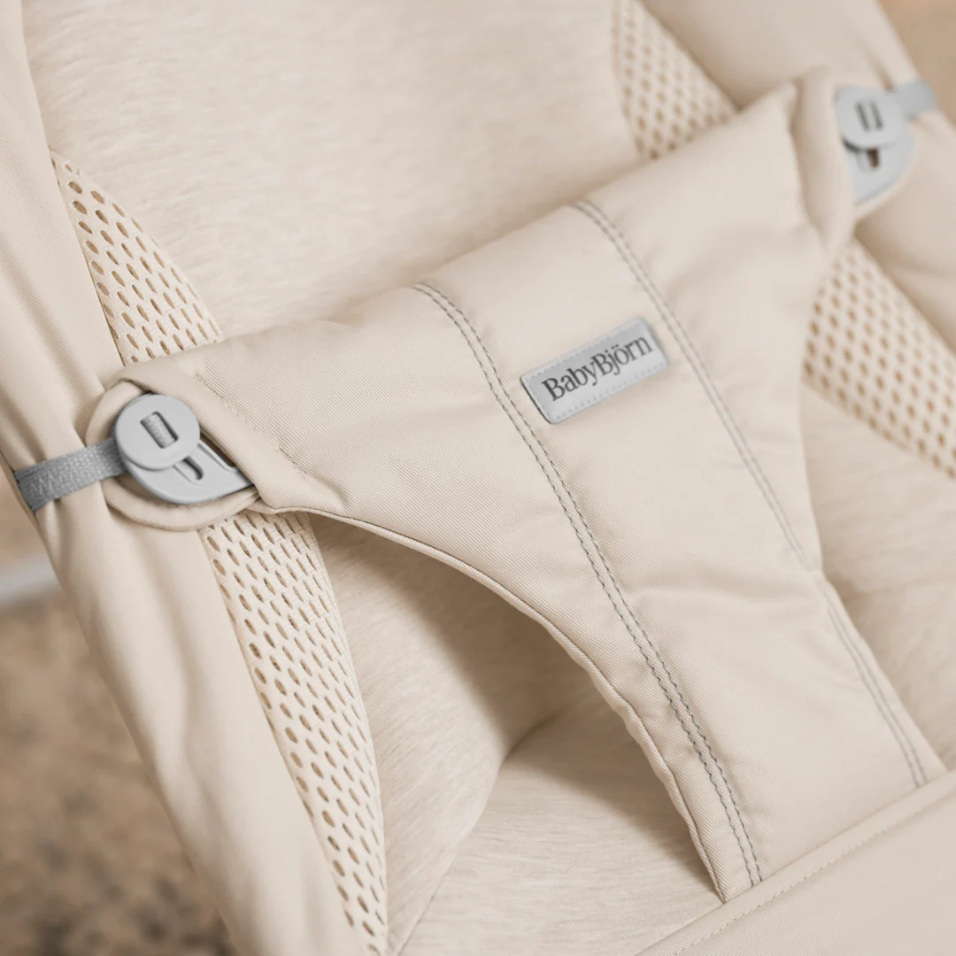 BabyBjörn Skråstol Balance Soft - Tri-Fabric - Lys Beige - Image 12